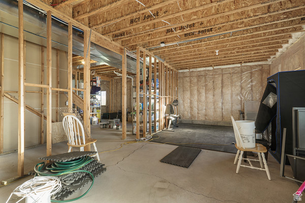 Photo 30 for MLS #2084893 at 6966 N South Pass Rd