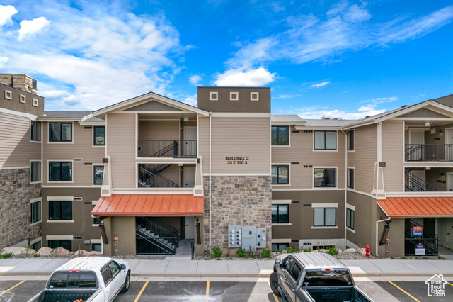 Photo 3 for MLS #2084920 at 35 E 150 South #D101