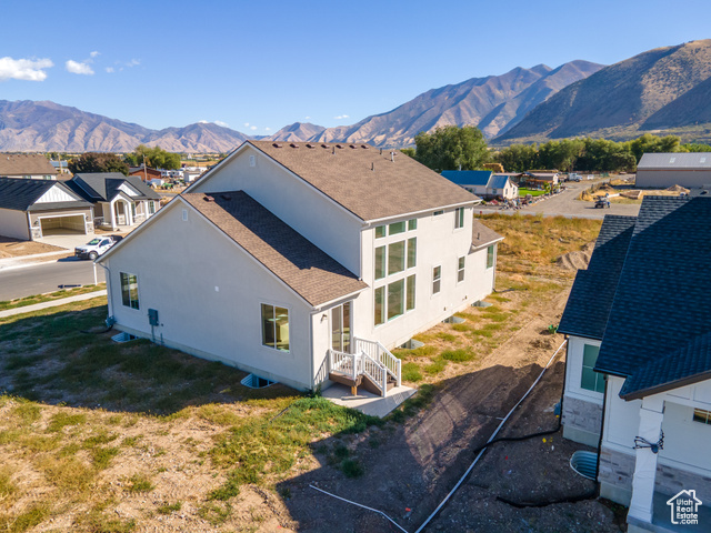 Photo 2 for MLS #2084961 at 1004 E 360 North #28