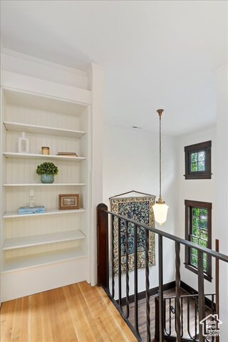 Photo 30 for MLS #2085041 at 35 S Haxton Pl