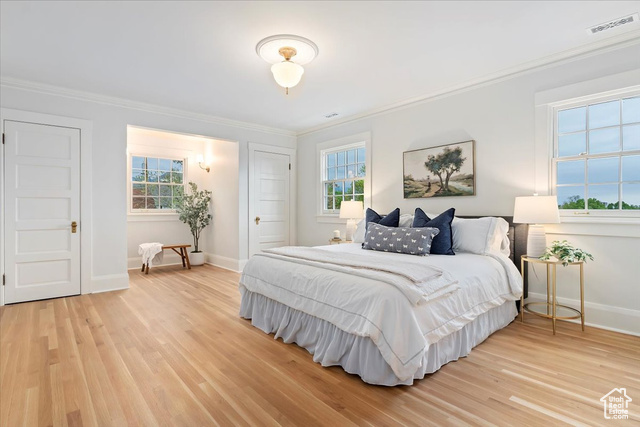 Photo 34 for MLS #2085041 at 35 S Haxton Pl