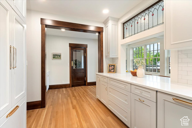 Photo 20 for MLS #2085041 at 35 S Haxton Pl