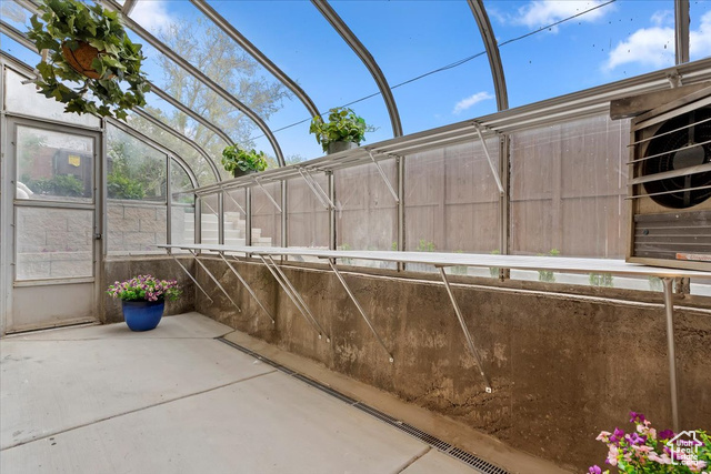 Photo 52 for MLS #2085041 at 35 S Haxton Pl
