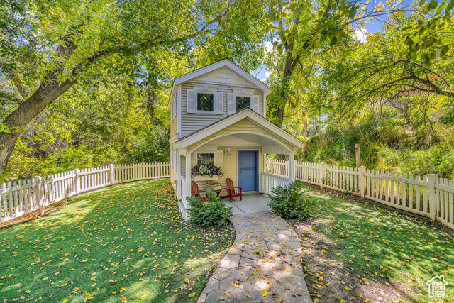 Photo 39 for MLS #2085075 at 305 S Rachel Ln