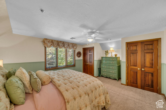 Photo 27 for MLS #2085075 at 305 S Rachel Ln