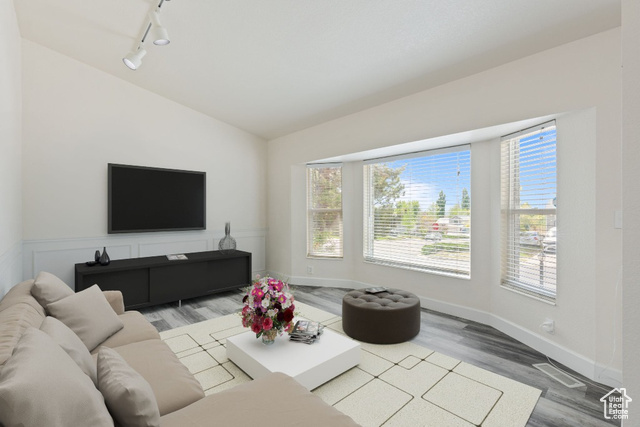 Photo 8 for MLS #2085099 at 10287 S Locksley Rd