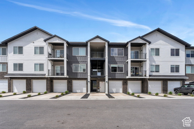 Photo 20 for MLS #2085108 at 1218 S Sawmill Blvd #1-106