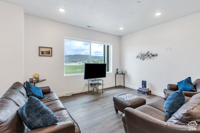 Photo 8 for MLS #2085108 at 1218 S Sawmill Blvd #1-106