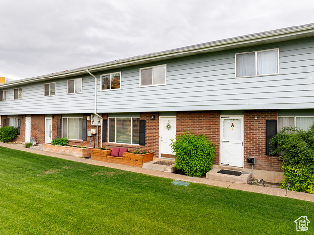 1088 N NAYON DR #B, Layton UT 84040