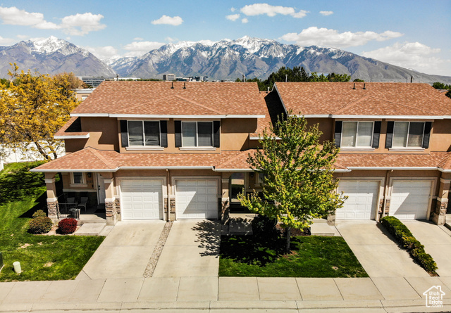 Beautifully Remodeled Townhome In prime Sandy Location! Tucked Away In the desirable Hidden Creek community, located in the center of the Salt Lake Valley. This updated Townhome offers A spacious kitchen with white cabinetry, solid surface countertops, tile backsplash and permanent island. Carpet has been replaced in last 3 years with vinyl flooring throughout main level. Enjoy A pergola covered patio with a grass common area. Additional Highlights Include vaulted ceilings and remodeled aesthetics and Fresh Paint. AC and Furnace replaced in Oct/2024. Water Heater replaced in 2022. HOA Includes: Pool, Gym, Club House, Playground, Yard Maintenance, Snow Removal, Water, Sewer, Trash. Just A Short Walk To River Oaks Golf Course, Close To Freeway Access, Shopping, Dining, and More! A MUST SEE!