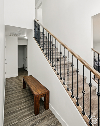 Photo 5 for MLS #2085268 at 889 S 25 West
