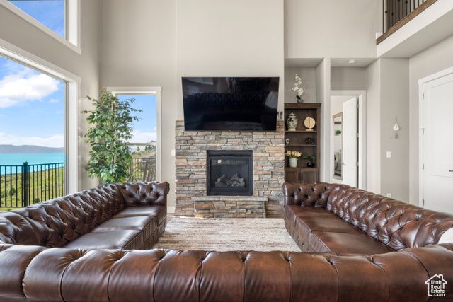 Photo 6 for MLS #2085272 at 68 Hawksbeard Cir