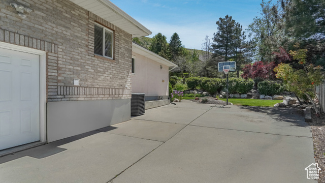 Photo 30 for MLS #2085354 at 1776 E Horizon Point Cir