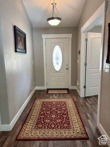 Photo 2 for MLS #2085363 at 1522 S 1100 East