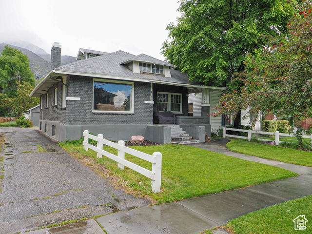 Photo 3 for MLS #2085377 at 466 N 200 East