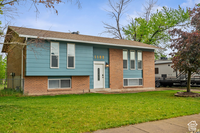 1183  DALLAS ST, Syracuse UT 84075
