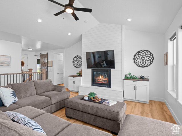 Photo 8 for MLS #2085406 at 318 W 700 South