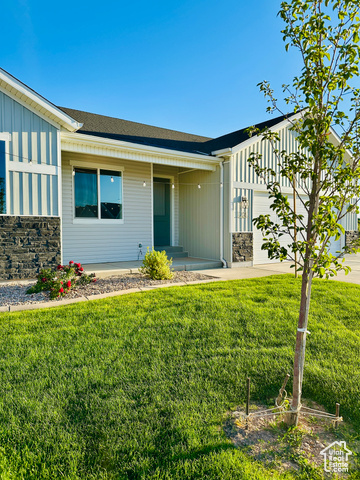 Photo 28 for MLS #2085431 at 1230 N 3625 W Cir