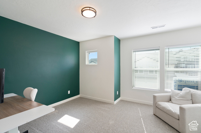 Photo 14 for MLS #2085477 at 4523 E Hurstbourne Dr