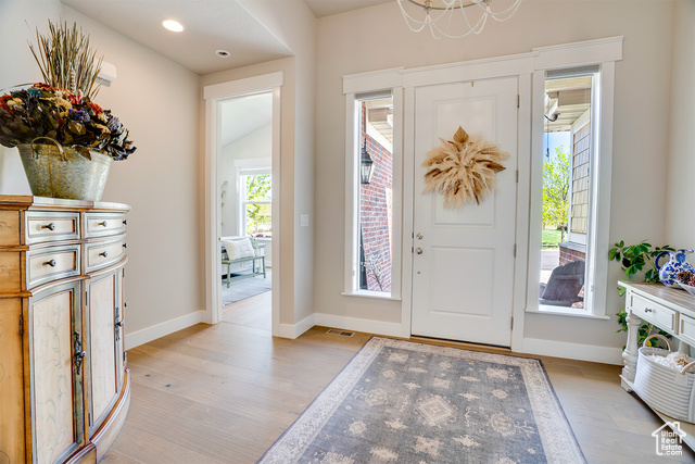 Photo 9 for MLS #2085485 at 2700 E Red Barn Rd