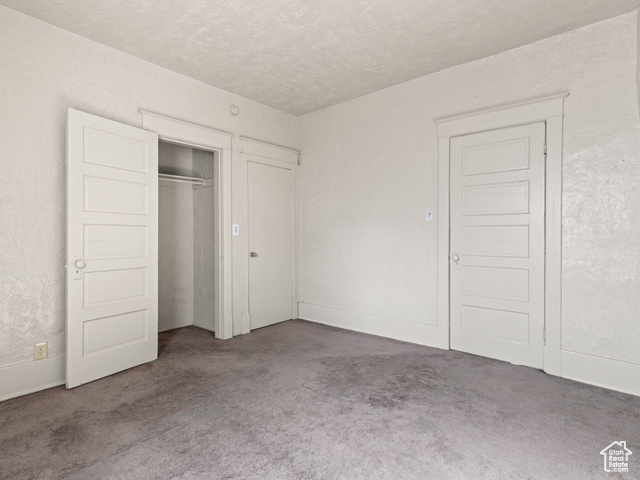 Photo 15 for MLS #2085536 at 551 E 27th St