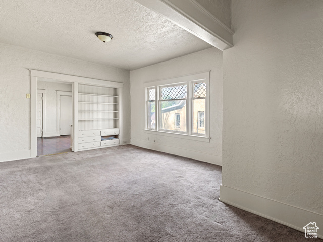 Photo 6 for MLS #2085536 at 551 E 27th St
