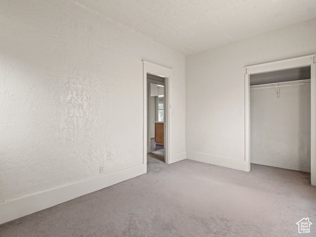 Photo 16 for MLS #2085536 at 551 E 27th St