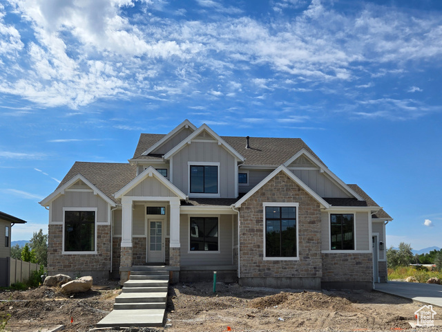 695 W HIDDEN FARM DR, Farmington UT 84025