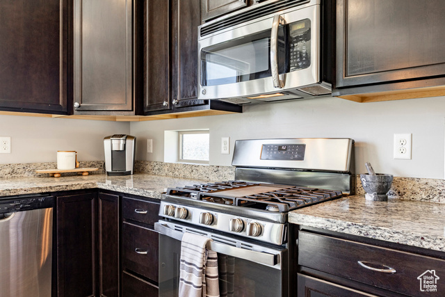 Photo 12 for MLS #2085600 at 375 W Meadow Walk Dr