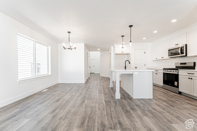 Photo 6 for MLS #2085622 at 1003 N 3685 West #246