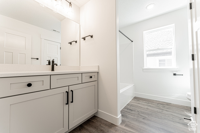 Photo 13 for MLS #2085622 at 1003 N 3685 West #246