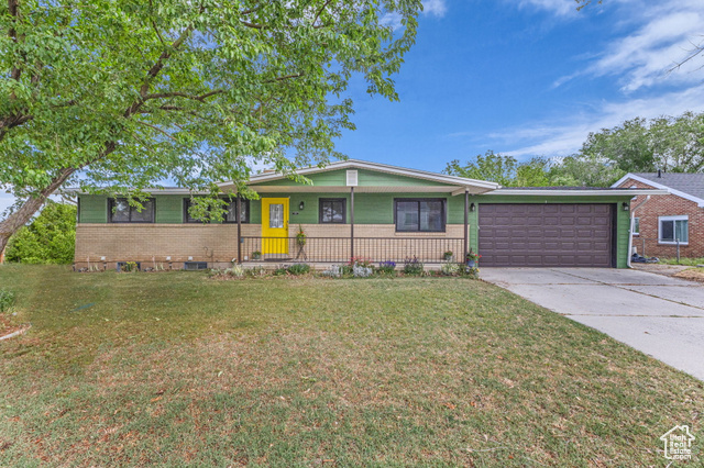 492 W HIGHLAND DR, Riverdale UT 84405