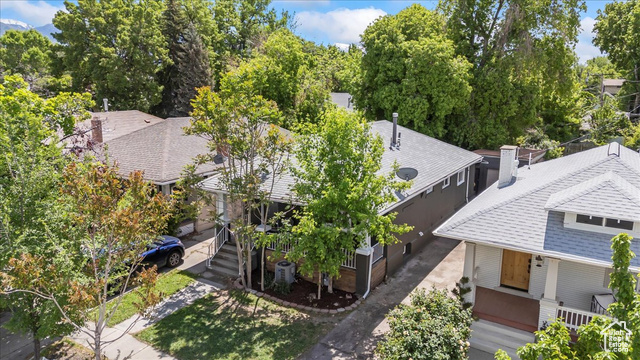 Photo 3 for MLS #2085699 at 328 E Hampton Ave