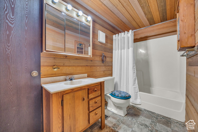 Photo 13 for MLS #2085748 at 1456 E Weber Wild Rd