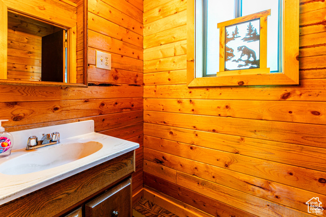 Photo 13 for MLS #2085750 at 7188 E Parker Rd #320