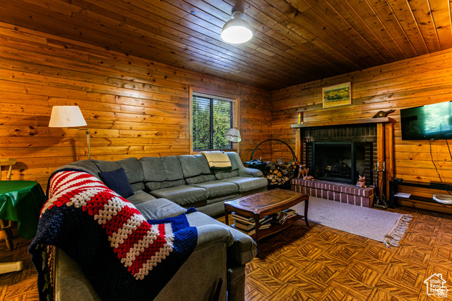 Photo 7 for MLS #2085750 at 7188 E Parker Rd #320
