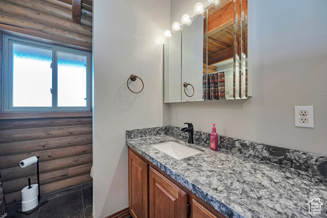 Photo 26 for MLS #2085768 at 1375 Pinion Ln