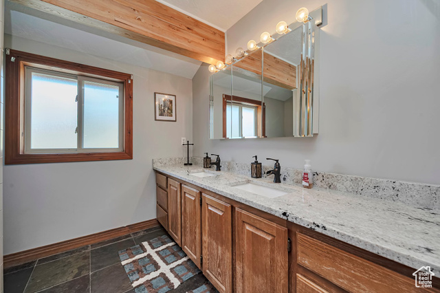Photo 36 for MLS #2085768 at 1375 Pinion Ln
