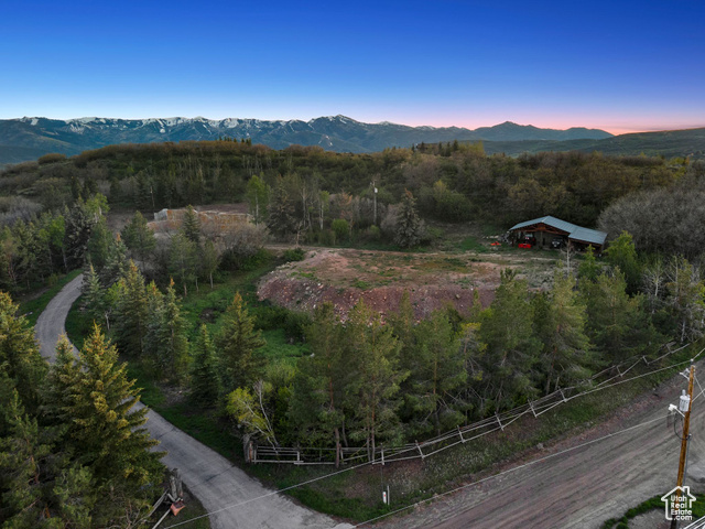 Photo 15 for MLS #2085786 at 8819 Highfield Rd #61
