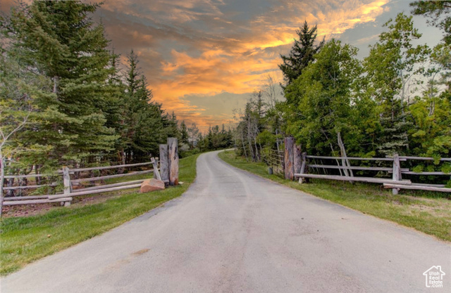 Photo 4 for MLS #2085786 at 8819 Highfield Rd #61