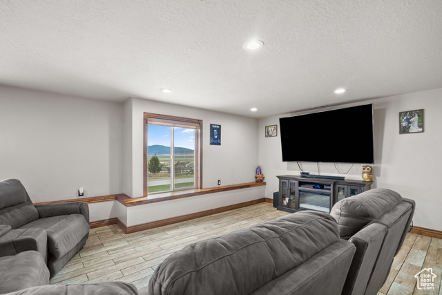Photo 18 for MLS #2085787 at 2521 W Ridgeline Rd