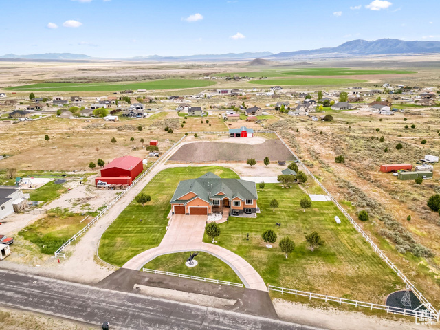 Photo 41 for MLS #2085787 at 2521 W Ridgeline Rd