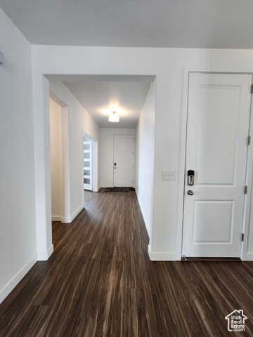 Photo 4 for MLS #2085825 at 6332 S Oquirrh Mesa Dr