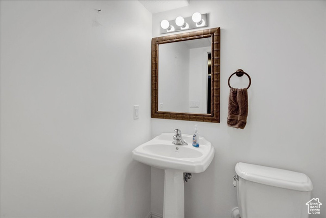 Photo 30 for MLS #2085936 at 356 N Wrathall Cir