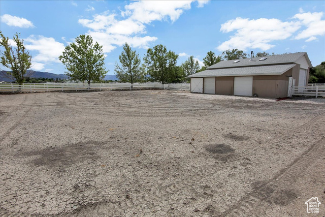 Photo 37 for MLS #2085936 at 356 N Wrathall Cir