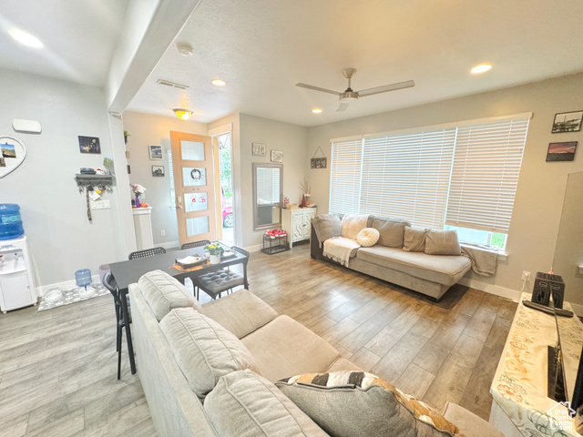 Photo 4 for MLS #2085942 at 1741 W Nikos Ln