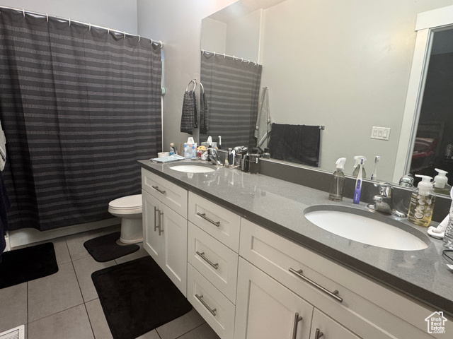Photo 15 for MLS #2085942 at 1741 W Nikos Ln