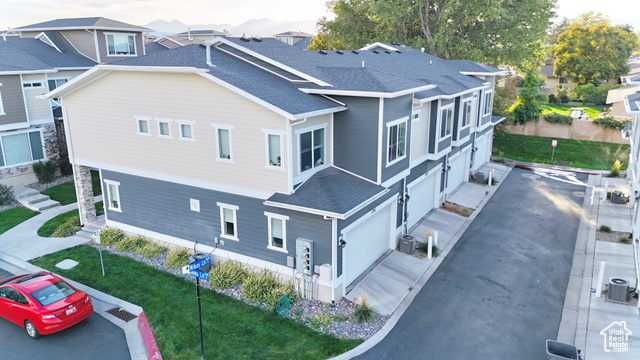 1741 W NIKOS LN, South Jordan UT 84095
