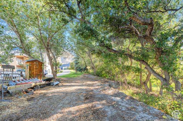 Photo 105 for MLS #2086016 at 861 N 1100 East