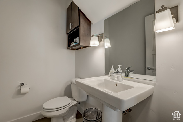 Photo 17 for MLS #2086040 at 1122 S 1790 West #17